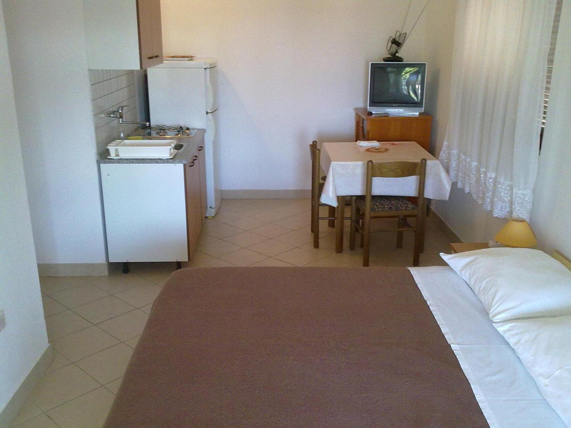 Apartmani Ždrelac エクステリア 写真